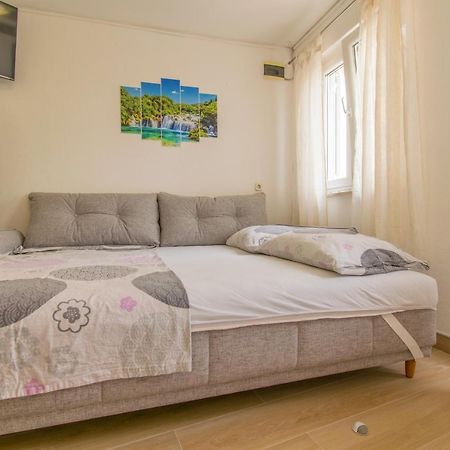 巴什卡沃达 Studio Apartman Monika酒店 外观 照片