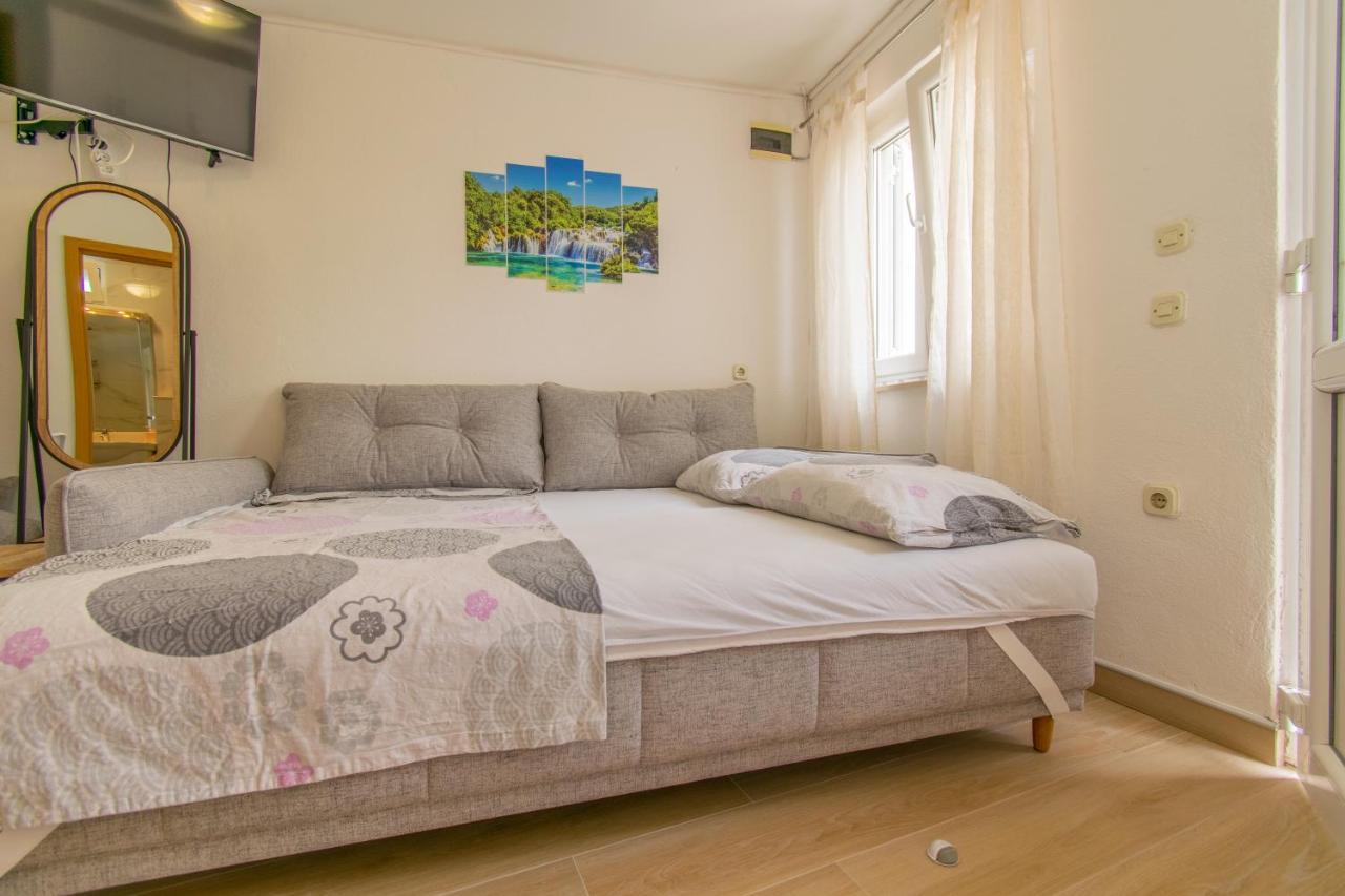 巴什卡沃达 Studio Apartman Monika酒店 外观 照片