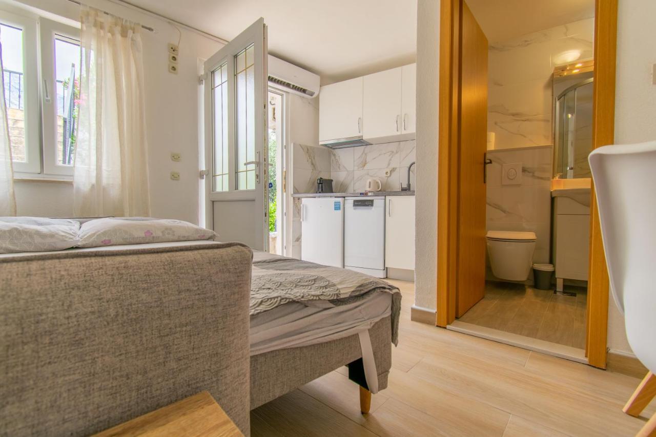 巴什卡沃达 Studio Apartman Monika酒店 外观 照片