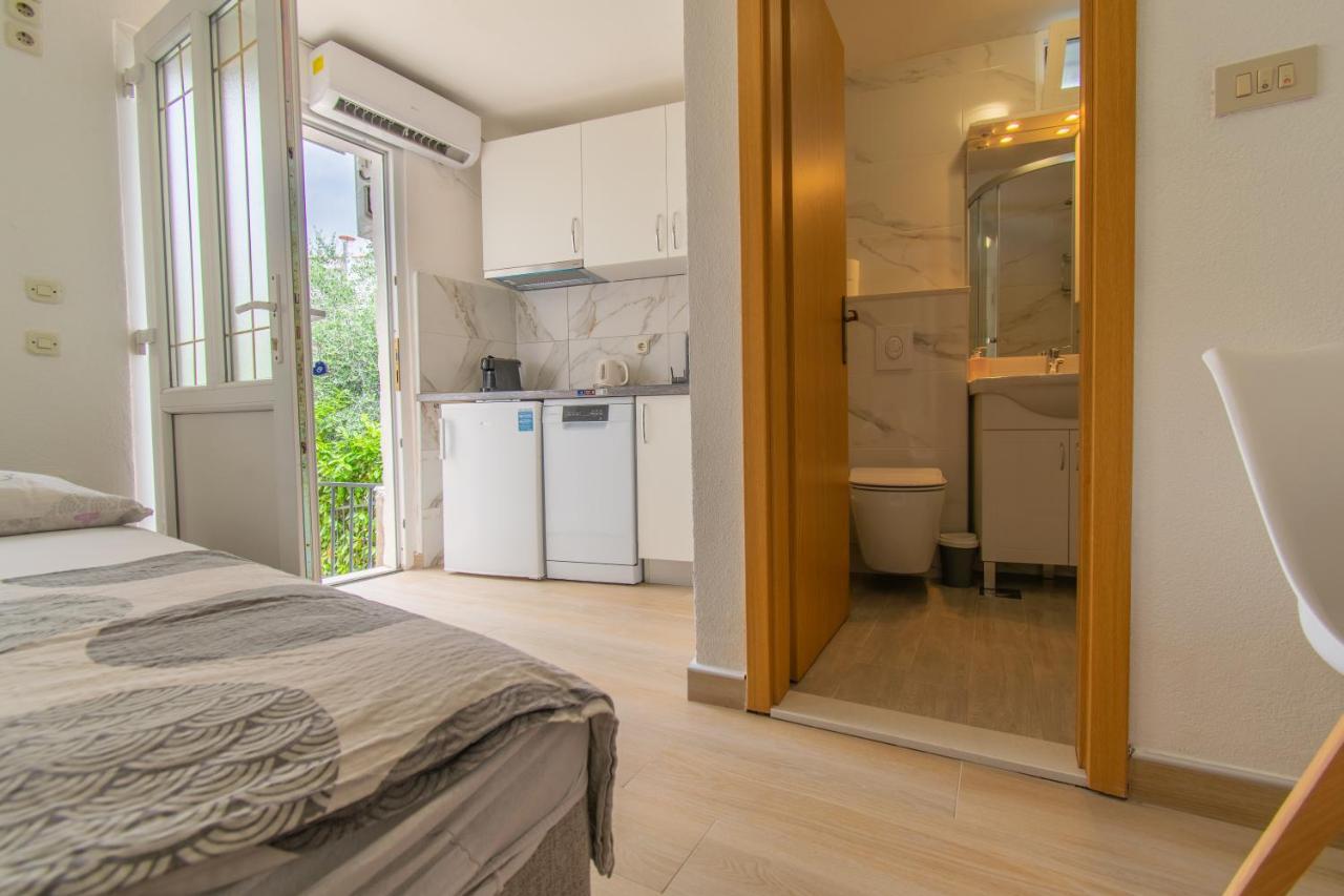 巴什卡沃达 Studio Apartman Monika酒店 外观 照片